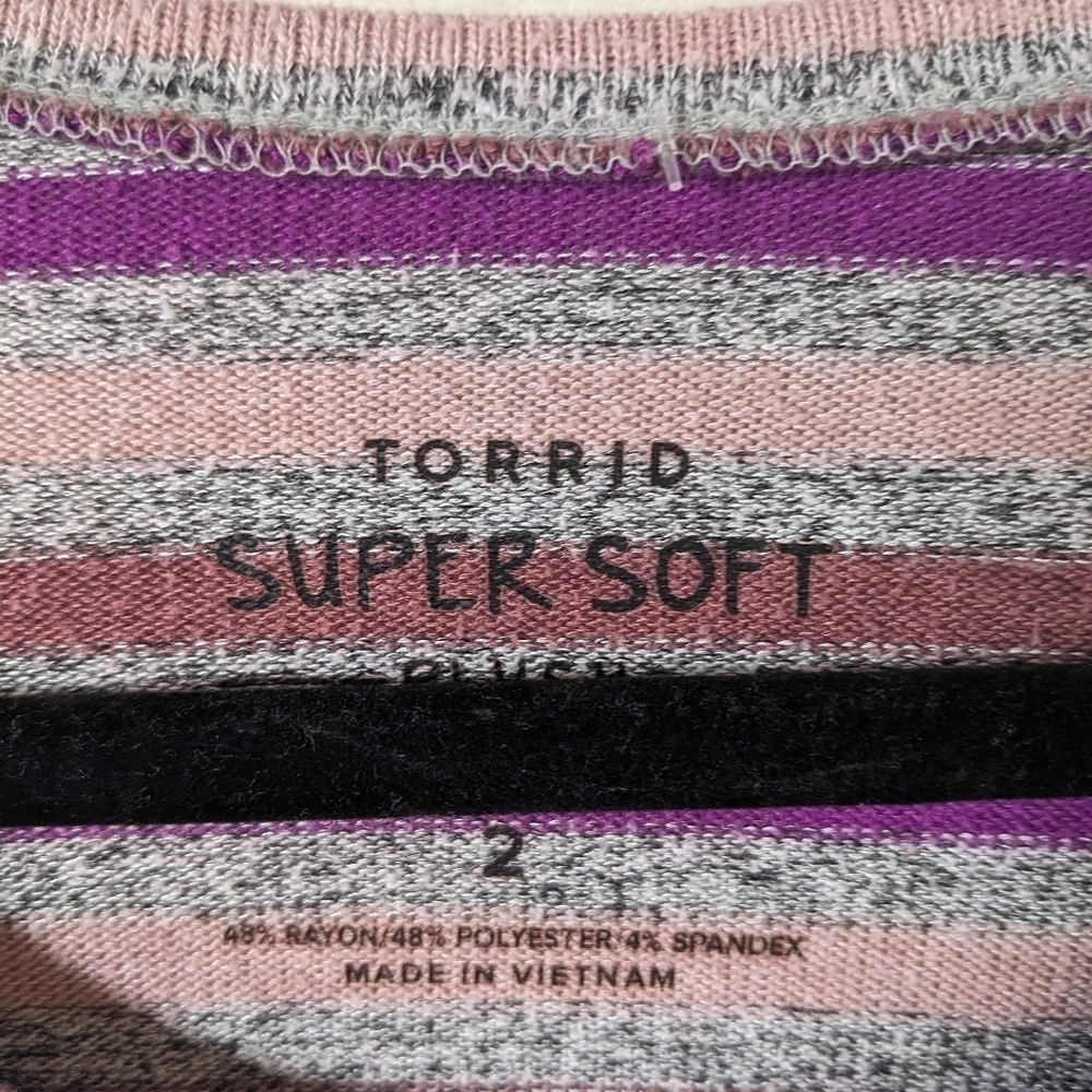 Torrid Super Soft Spring Sweater Plus Size 2 - Picture 2 of 7